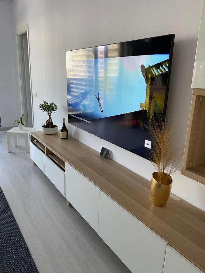 Van Studio Năvodari Extérieur photo