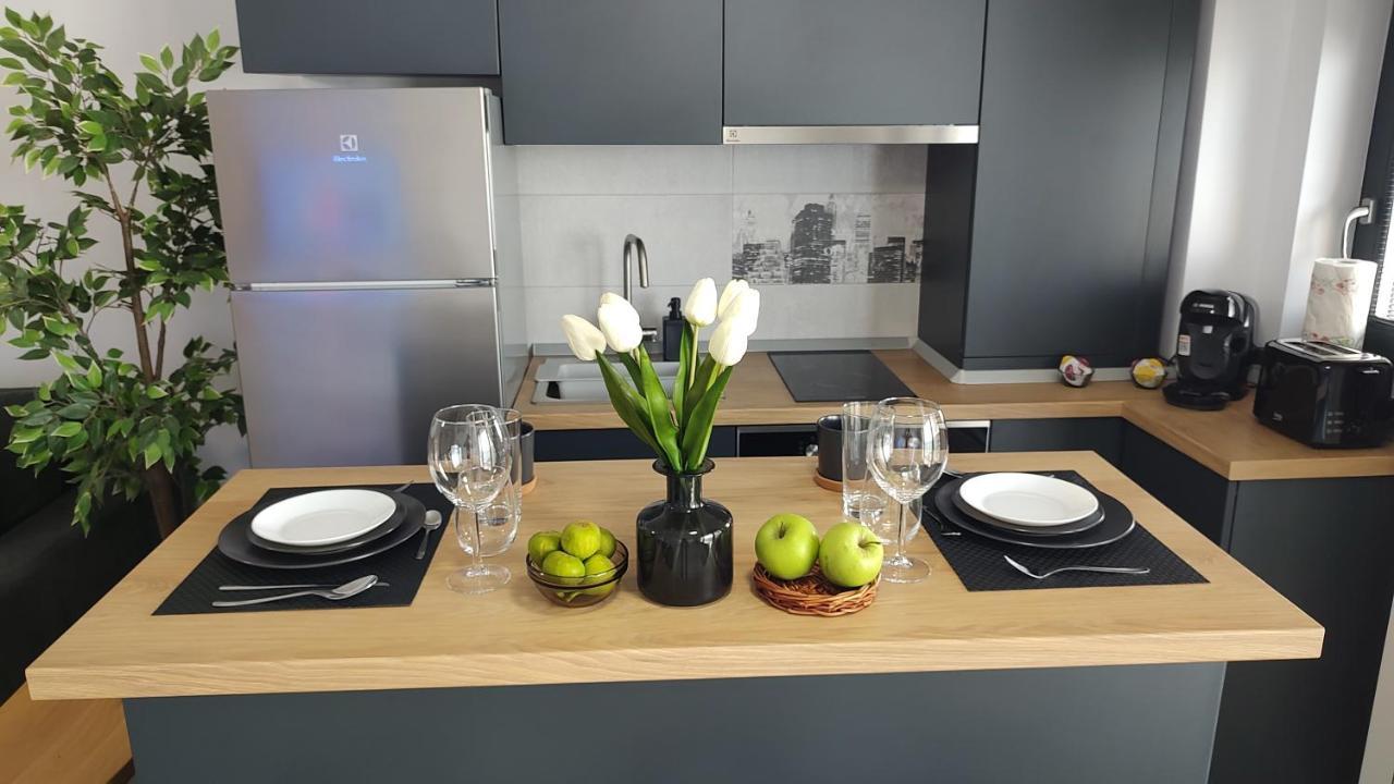Van Studio Năvodari Extérieur photo